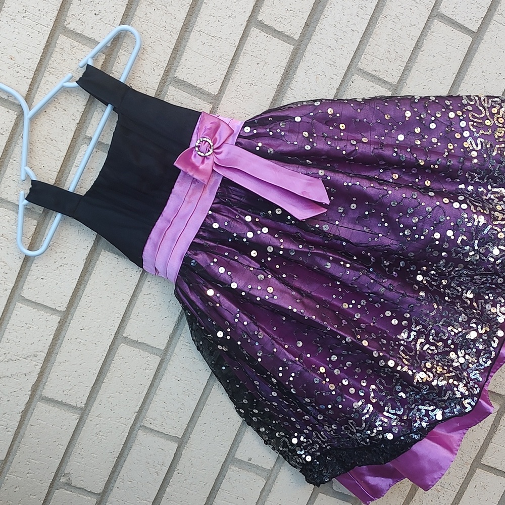 Love Dress - Picture 5 of 10